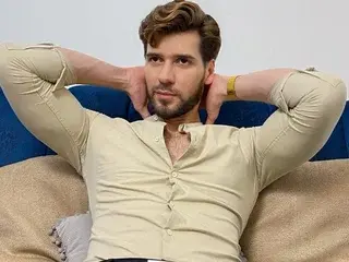 Streamate Live Sex Cam of markchestt