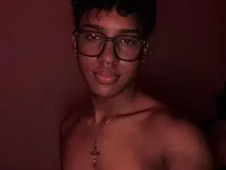 Streamate Sex Cam of kai_grand