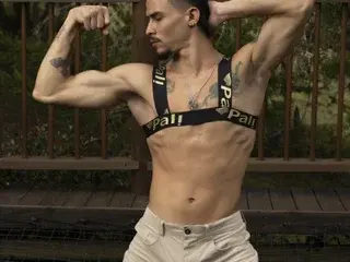 Streamate Live Porn of SharonTygaX