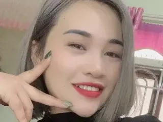 Streamate Adult Webcam of SuryBee