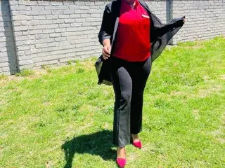 Streamate Sex Chat of Bustypillows20