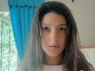 Streamate Adult Webcam of SarahFriendly