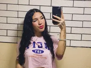 Streamate Best live sex cam show of Naomi_Lux