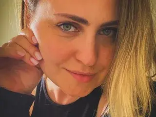 Streamate Free Live Porn of Foxy_Sterling