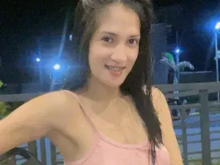 Streamate Watch Live Sex Cams of ursexyHOTBABE69