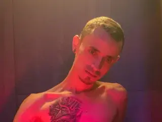 Streamate Free Porn Cam of AlexisXX26