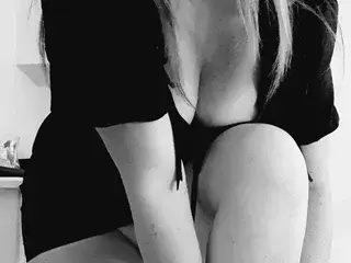 Streamate Sex Cam of Honeybum88