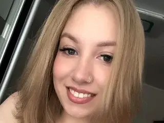 Streamate Watch Live Sex Cams of Luna_Gaze