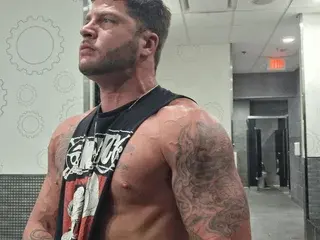 Streamate Free Porn Cam of Silversavage92