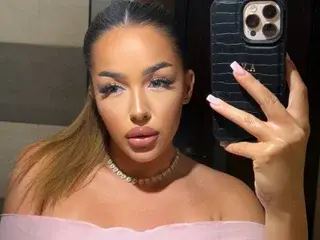 Streamate Live Porn of LisaLorenz