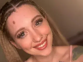Streamate Free Porn Cam of PixieSmiles