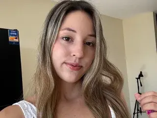 Streamate Live Sex of Iriana_Miller