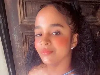 Streamate Sex Cam of Ebonyy_Love