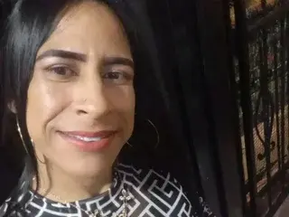 Streamate Private Sex Chat of NAHOMY_SWEETT19
