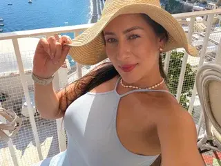 Streamate Free Live Porn of CarolinTaylor
