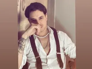 Streamate Live Sex Cam of leonaloconer