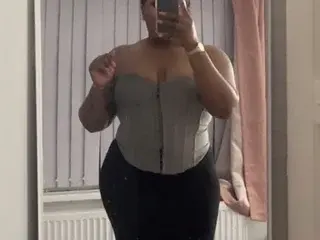 Streamate Watch Live Sex Cams of CurvyCandyX