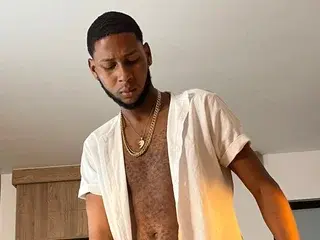 Streamate Free Porn Cam of SANTHILEE
