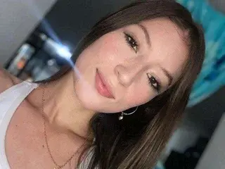 Streamate Sex Chat of celeste_sweett19