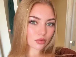 Streamate Sex Cam of Ellie19Xo