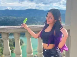 Streamate Free Porn Cam of KurumyNyx