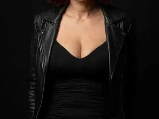 Streamate Watch Live Sex Cams of ChestyDesire