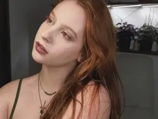 Streamate Live Sex Cam of LadySlan
