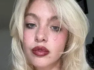 Streamate Live Sex Cam of Maddy_MaeXX