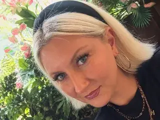 Streamate Live Porn of BlondeBabyuk