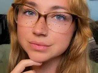 Streamate Adult Webcam of SkyJonesXO