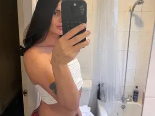Streamate Live Sex of LaithanBiBritish