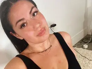 Streamate Watch Live Sex Cams of AnnaGloss