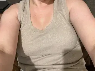 Streamate Live Sex of TheaNova