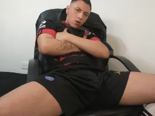 Streamate Free Porn Cam of DANDYTHOMASS