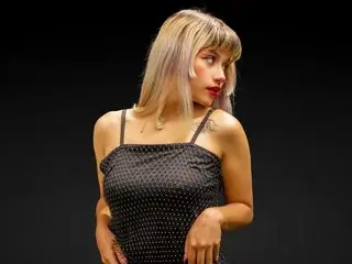Streamate Nude Webcam of BarbieAmbar