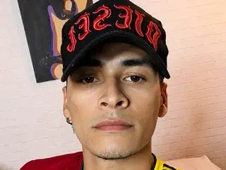 Streamate Best live sex cam show of Jainer_Bronw21