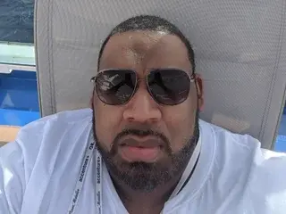 Streamate Live Porn of SmootheTeddyB