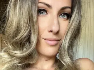 Streamate Live Porn of VictoriaLotus