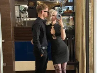 Streamate Live Porn of SidneySween19