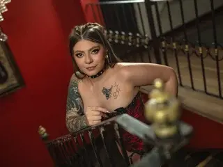 Streamate Sex Cam of LolaQuiin