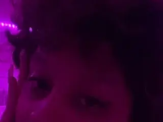 Streamate Free Porn Cam of MotherVenus
