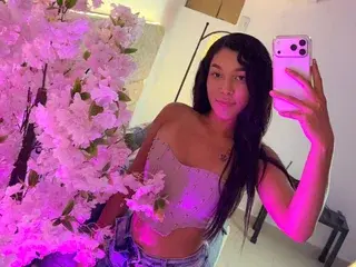 Streamate Nude Webcam of Sara_Carter