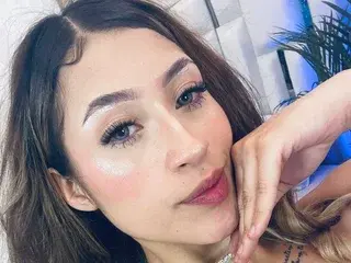 Streamate Nude Webcam of im_cloe