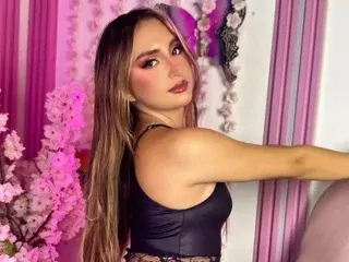 Streamate Sex Cam of Leah_moon11