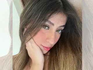 Streamate Live Porn of MiaMarquess