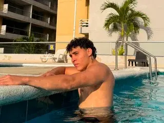 Streamate Sex Chat of RayanChoi