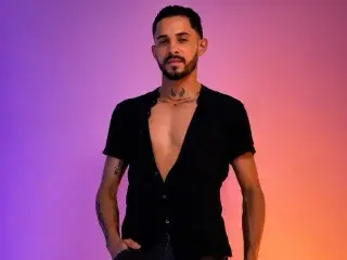 Streamate Watch Live Sex Cams of ClarkKeen