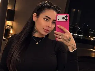 Streamate Free Porn Cam of EmiliMontero