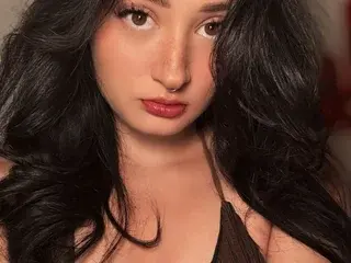 Streamate Free Porn Cam of MaddyMartinez
