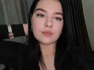 Streamate Nude Webcam of MadameSin